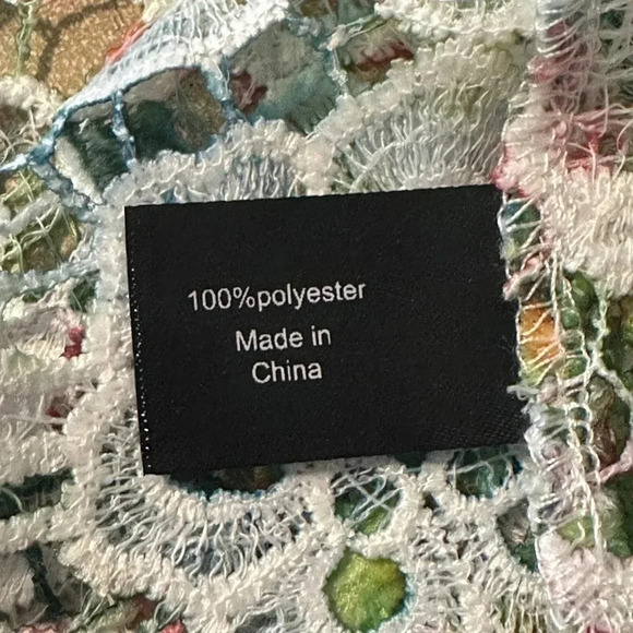 NWT’s Lane Bryant Beautiful Multicolor Lace / Crochet Open Weave Top - Picture 8 of 11